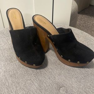 Mossimo black clog